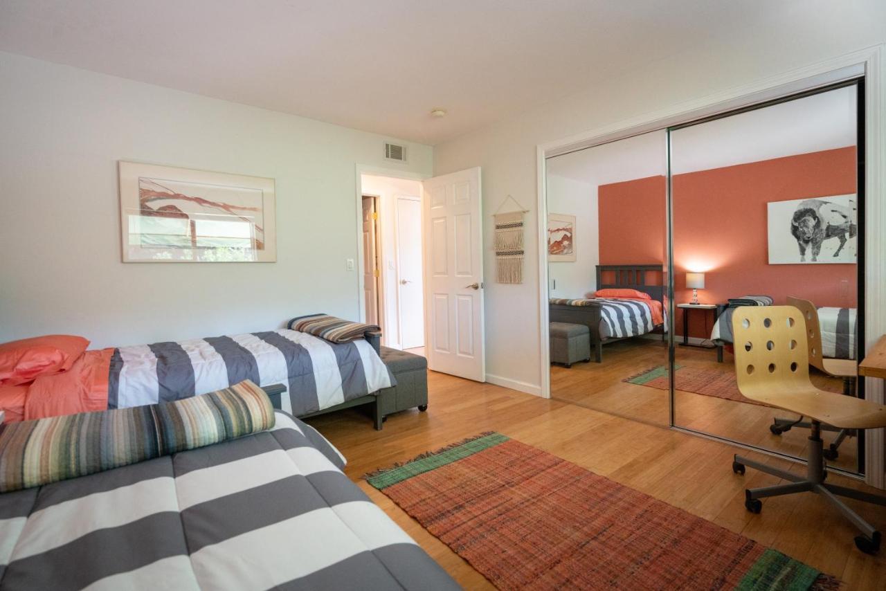 Redwood Place In Heart Of Silicon Valley Sunnyvale Exterior photo
