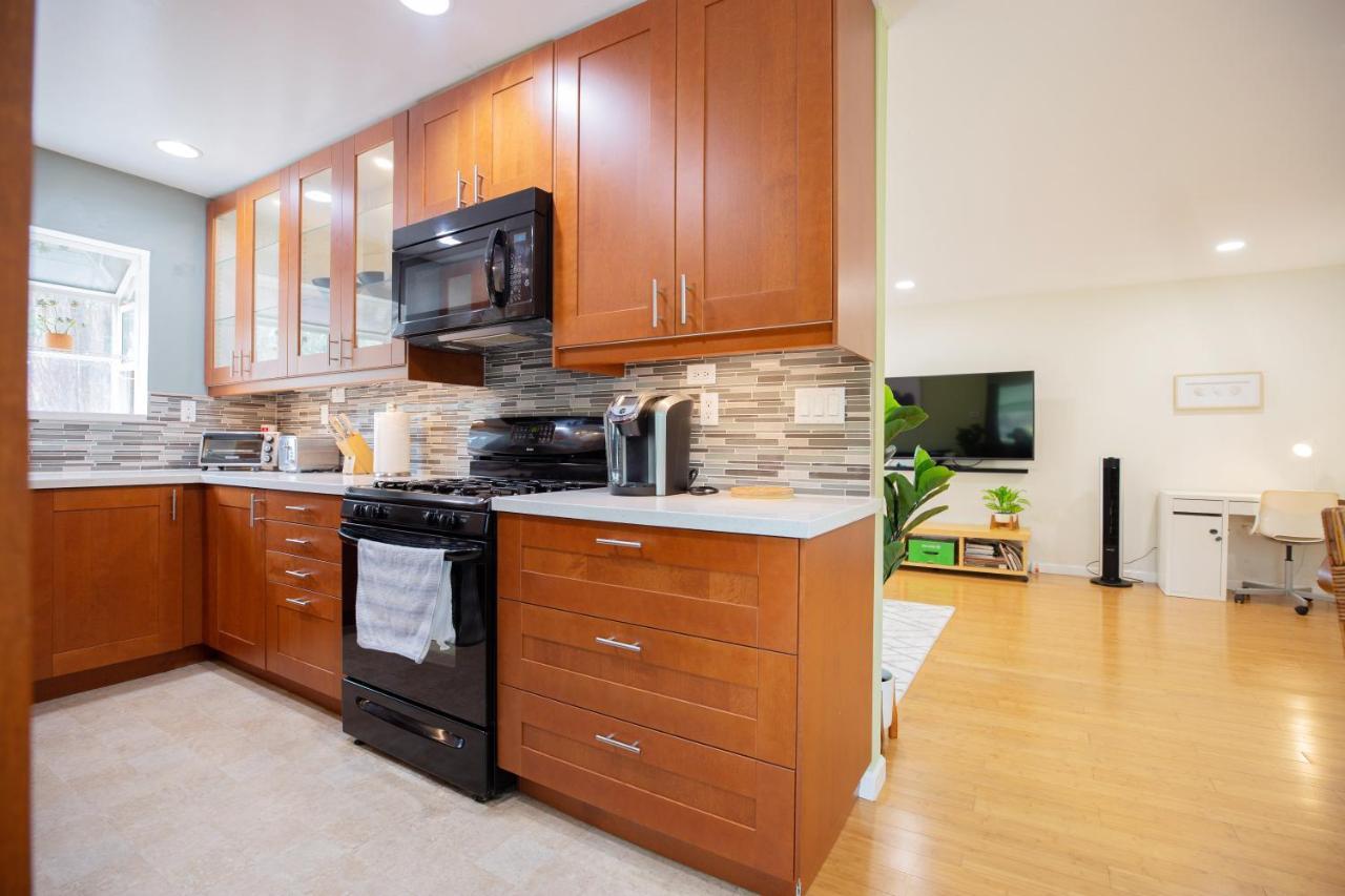 Redwood Place In Heart Of Silicon Valley Sunnyvale Exterior photo