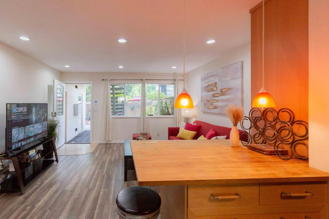 Redwood Place In Heart Of Silicon Valley Sunnyvale Exterior photo